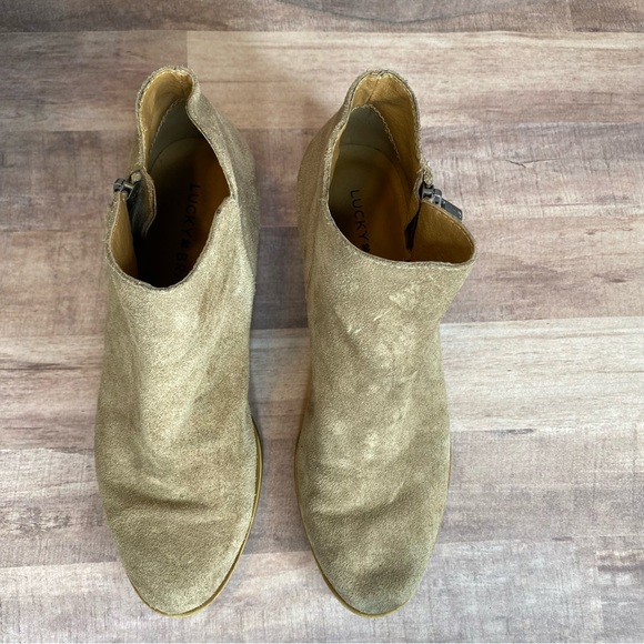 Lucky Brand Women’s “Barough” Taupe Suede Ankle Booties - Size: 7 - Picture 4 of 13